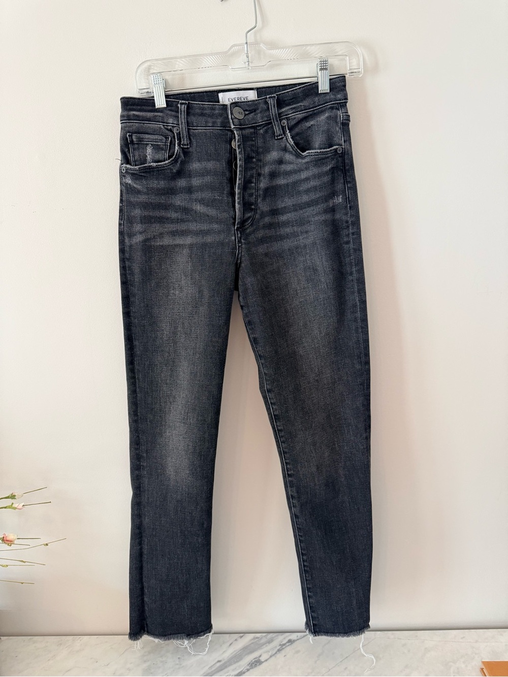 Evereve The Ever Straight Size 26 Black Wash Denim Jeans